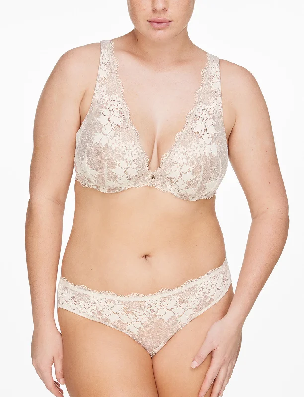 All Day Lace Uplift Plunge Bra