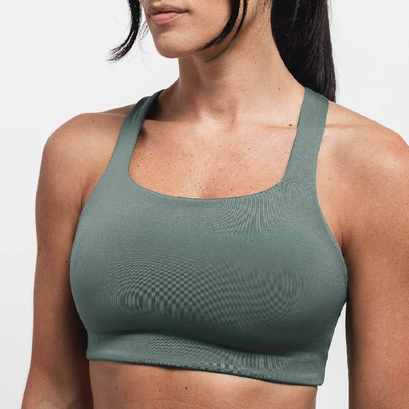 Sleek Crossback Sports Bra (D-DD)