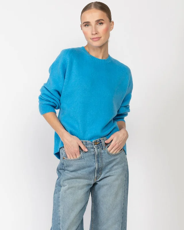 Round Neck Pullover